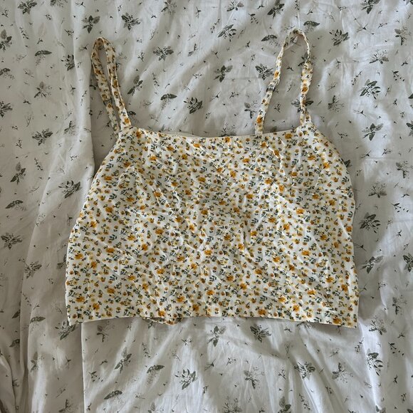 Hollister Flower Crop Top with bow in back - Picture 1 of 2
